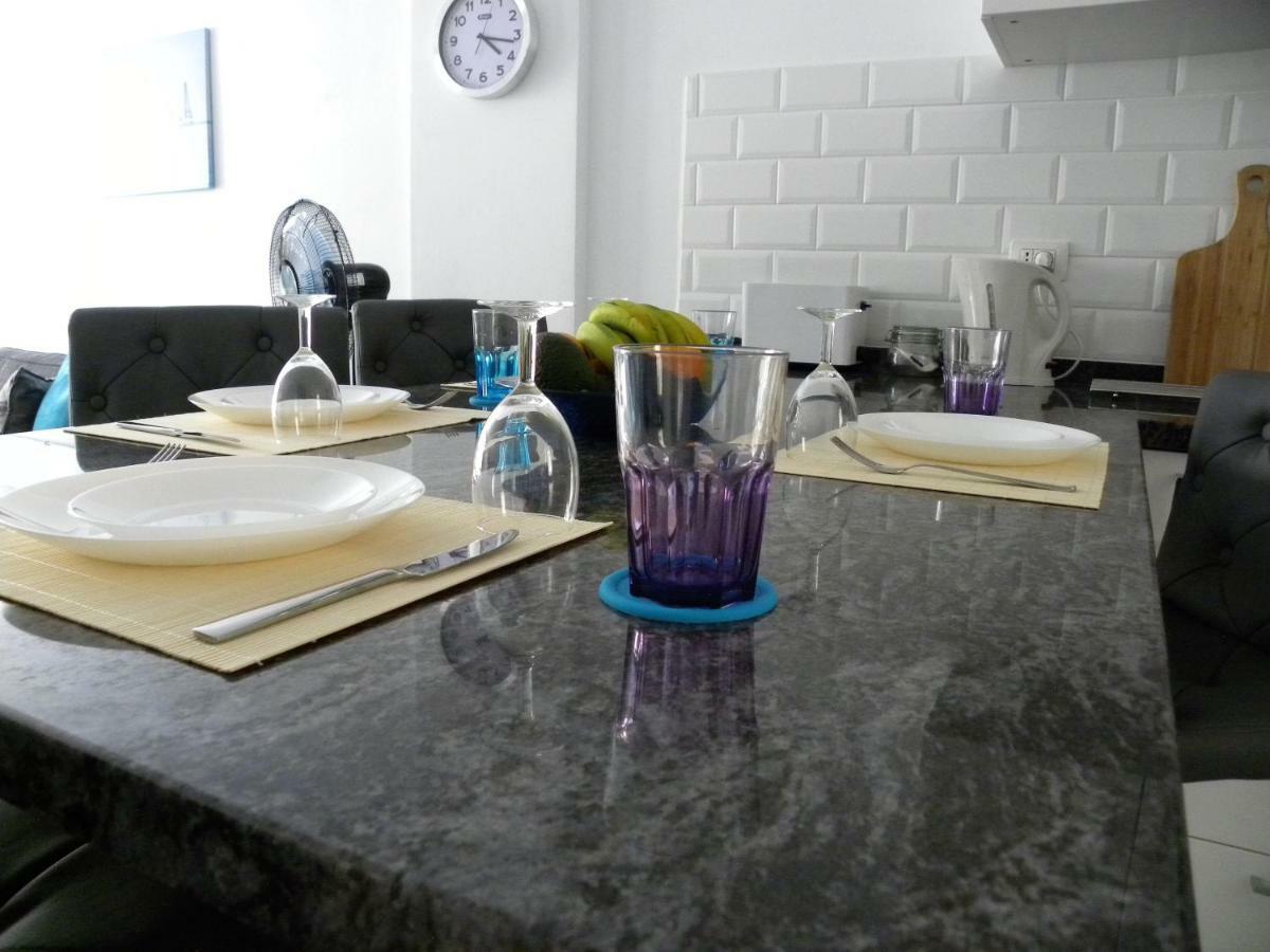 Ben'Sholidayflat Ideal For Families Groups And Couples Terrace Solarium Wi-Fi Netflix Smart Tv El Medano  Exterior photo
